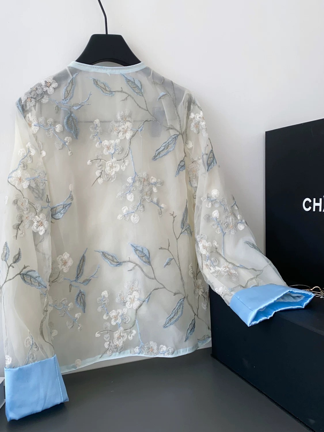 In with the new top CTO1102 images